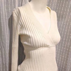Petite Cream Ivory Ribbed V-Neck Knit Sweater